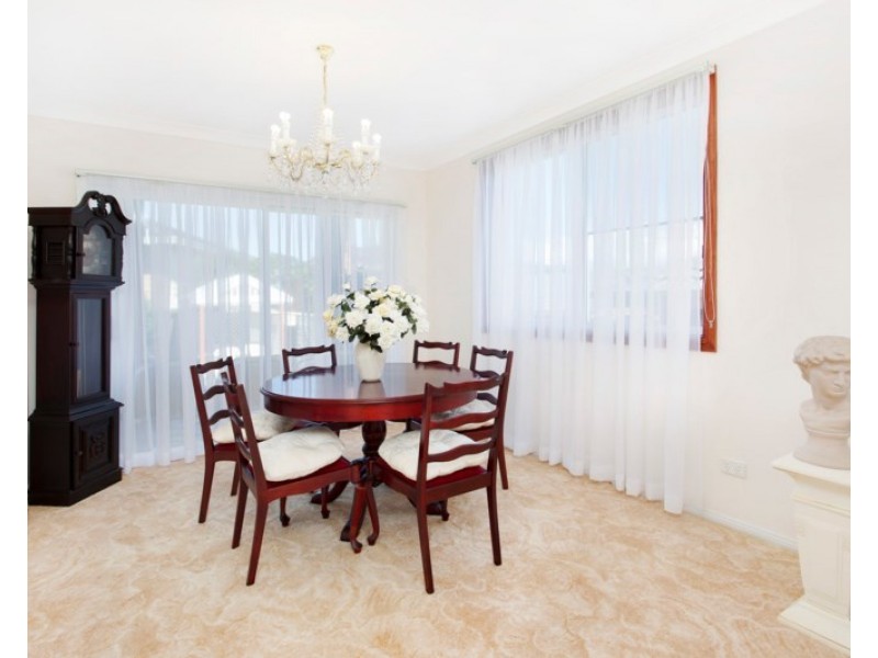 14 Holt Street, Kiama Downs NSW 2533