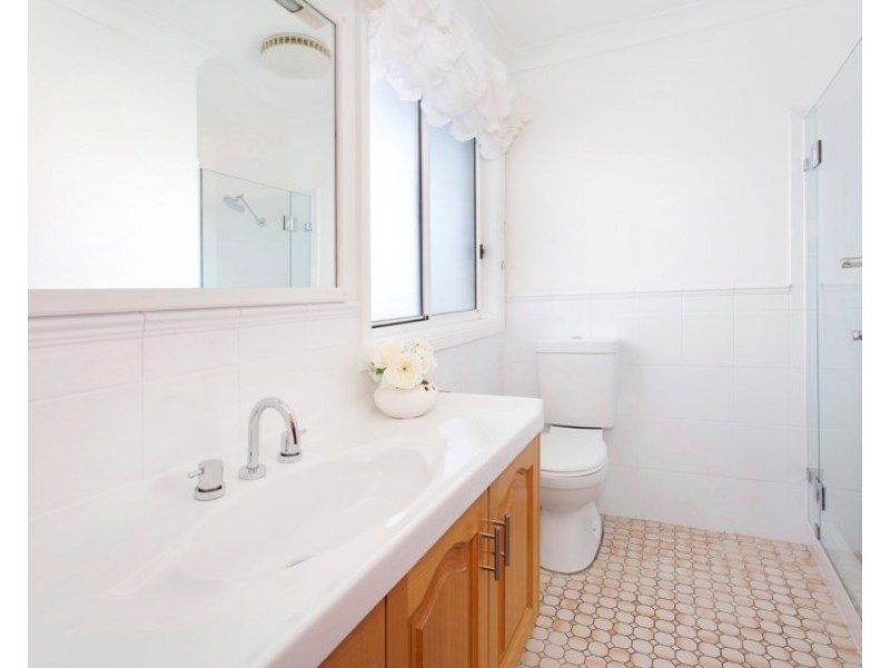 14 Holt Street, Kiama Downs NSW 2533