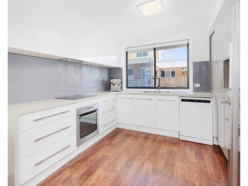 2/50 Attunga Avenue, Kiama Heights NSW 2533