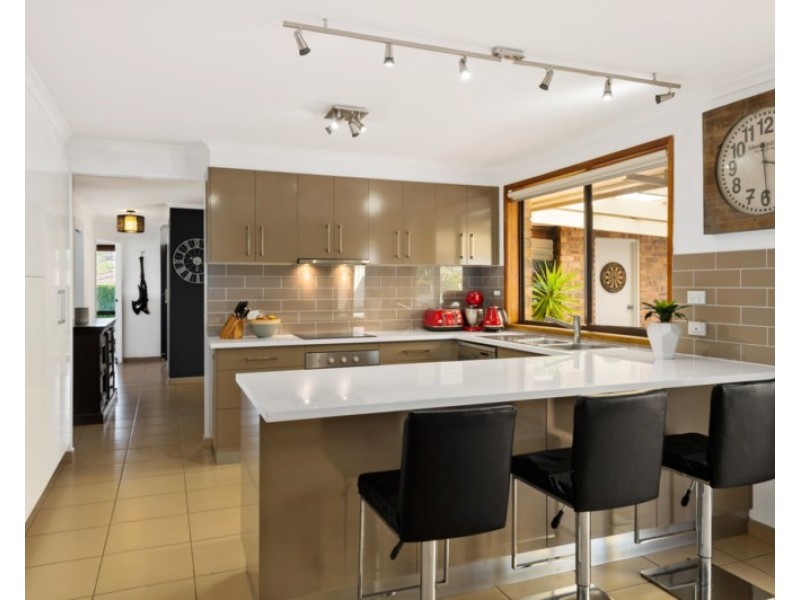 25 Hughes Crescent, Kiama Downs NSW 2533