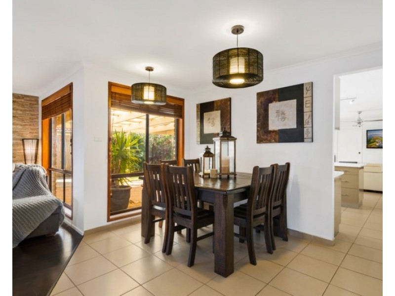 25 Hughes Crescent, Kiama Downs NSW 2533