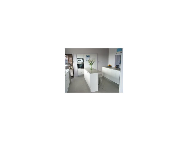 6 Golfers Parade, Kiama Downs NSW 2533