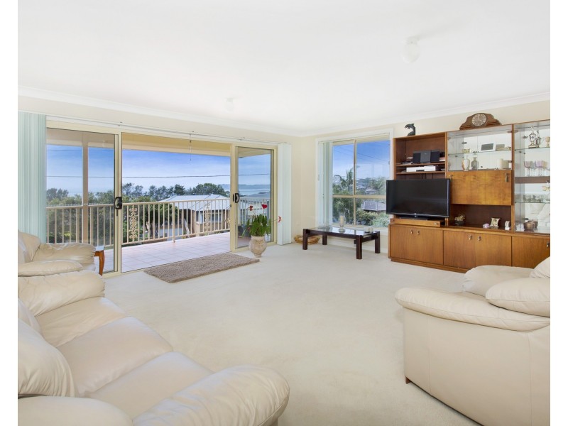 33 Oxley Avenue, Kiama Downs NSW 2533