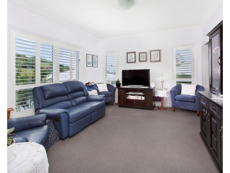 35 Glenbrook Drive, Kiama NSW 2533