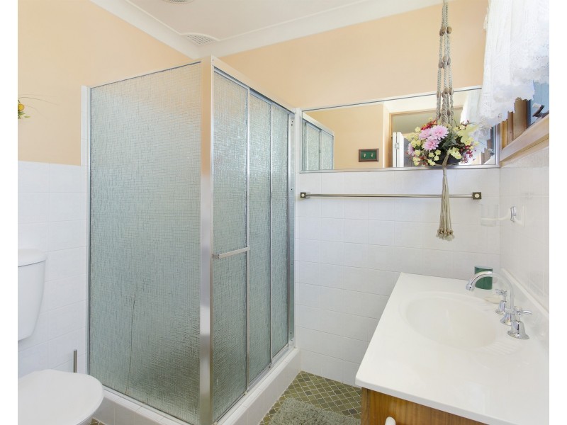 17 Flinders Avenue, Kiama Downs NSW 2533