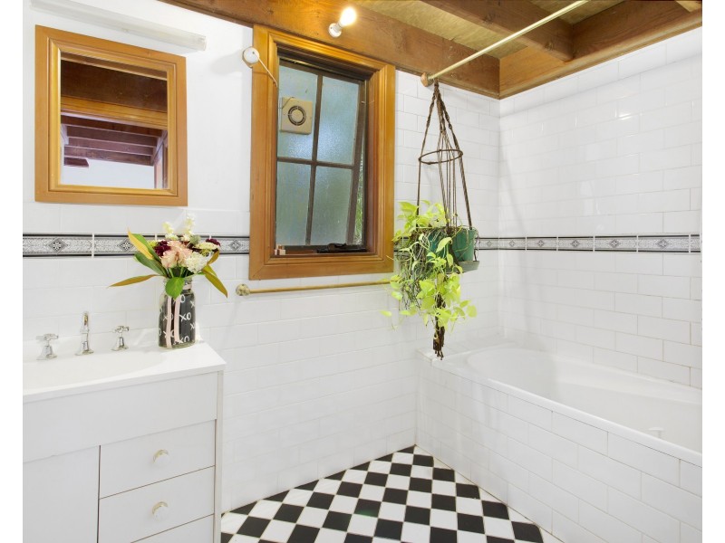 81 Barney Street, Kiama NSW 2533