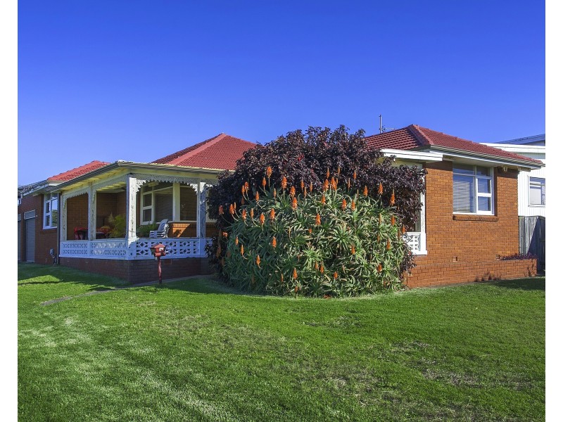 10 Gwinganna Avenue, Kiama NSW 2533