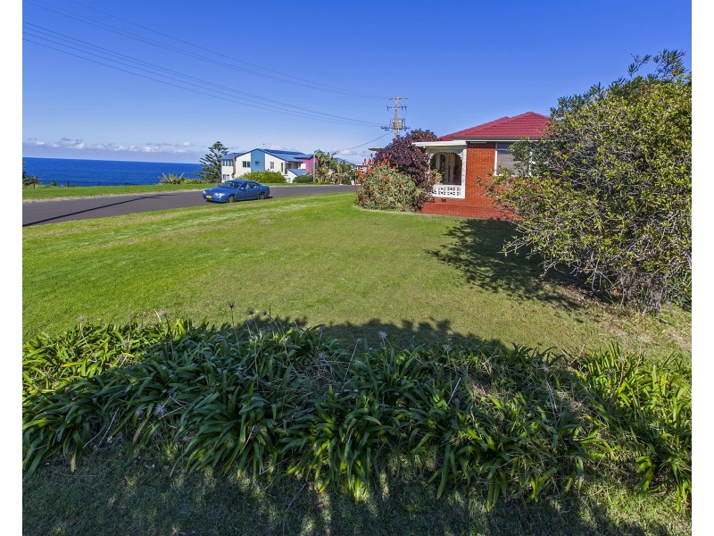 10 Gwinganna Avenue, Kiama NSW 2533