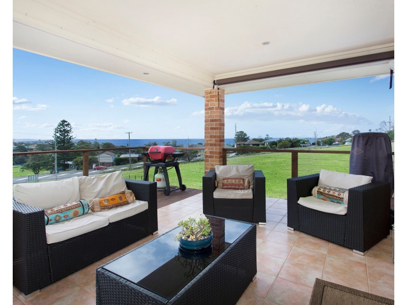 88 Barton Drive, Kiama Downs NSW 2533