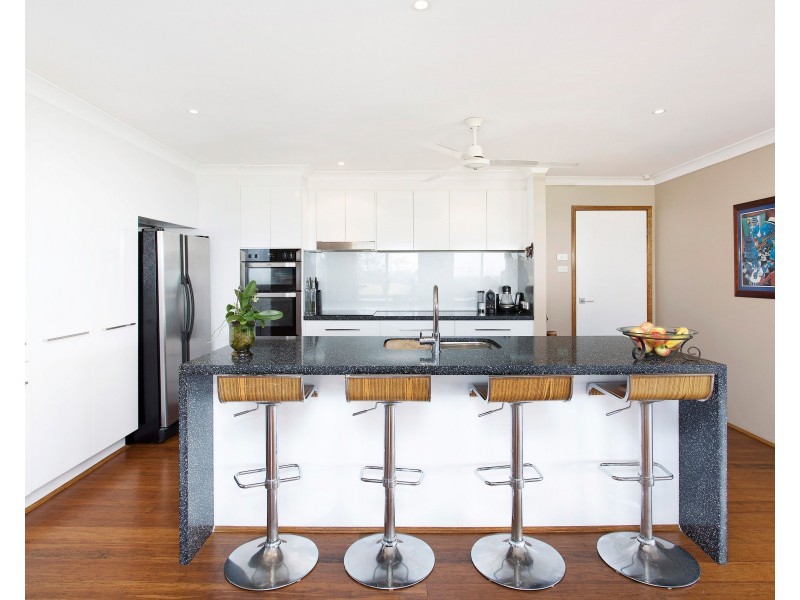 88 Barton Drive, Kiama Downs NSW 2533