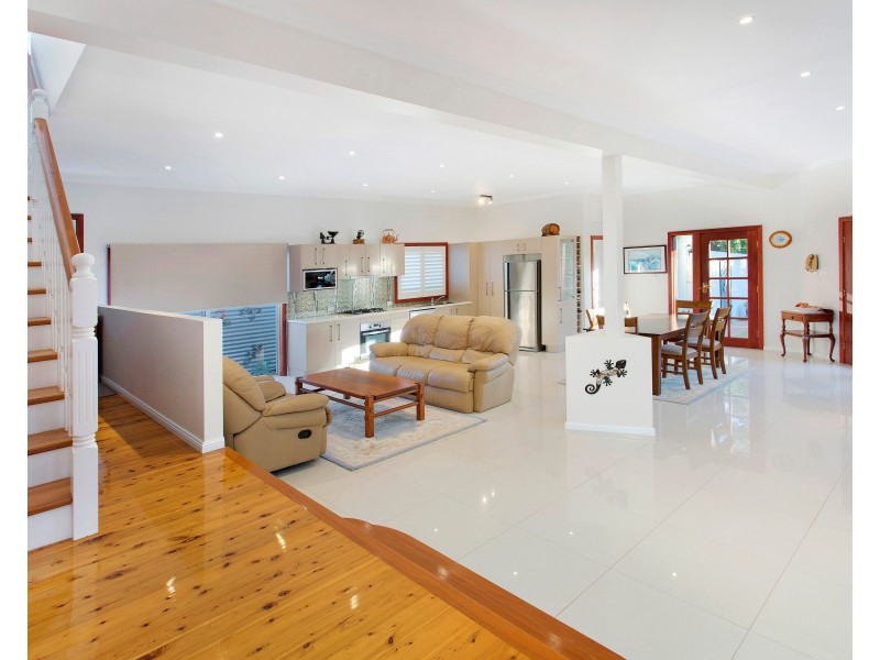 131 Charles Avenue, Minnamurra NSW 2533