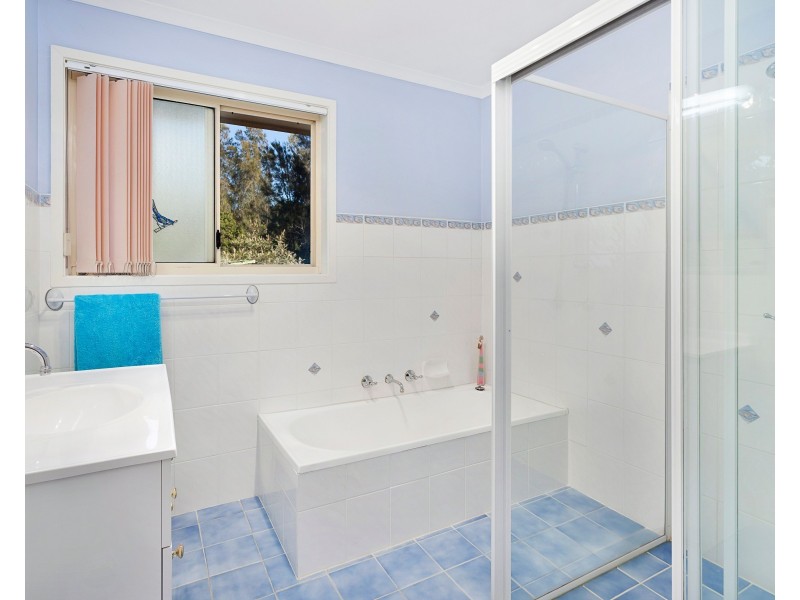 2/29 Derwent Place, Albion Park NSW 2527