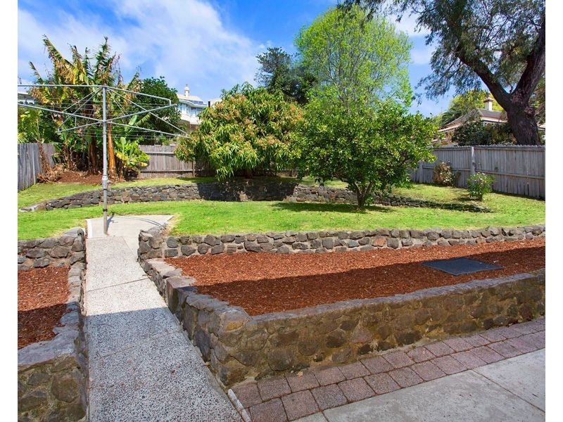 6 Akuna Street, Kiama NSW 2533