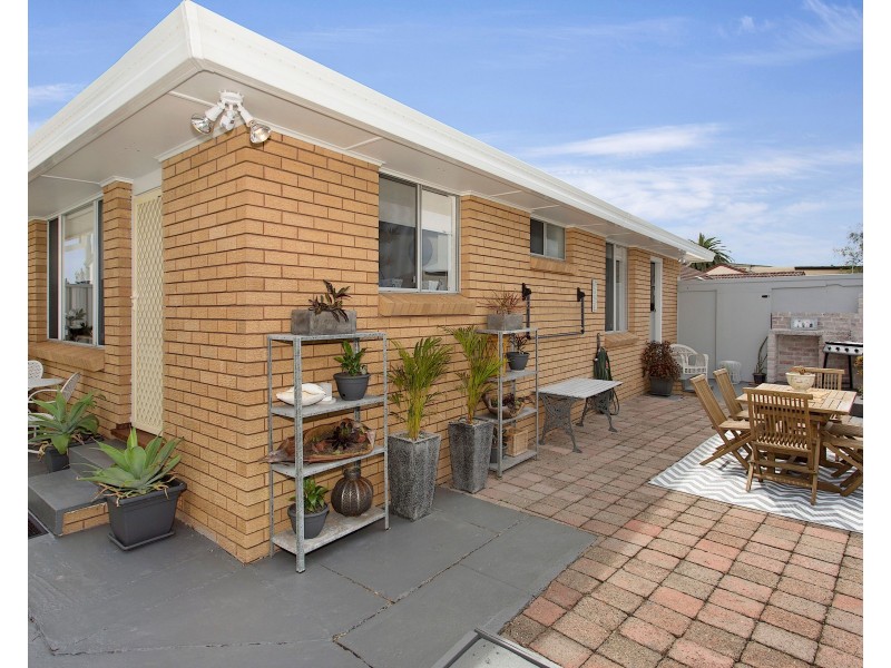 2/157 Reddall Parade, Lake Illawarra NSW 2528