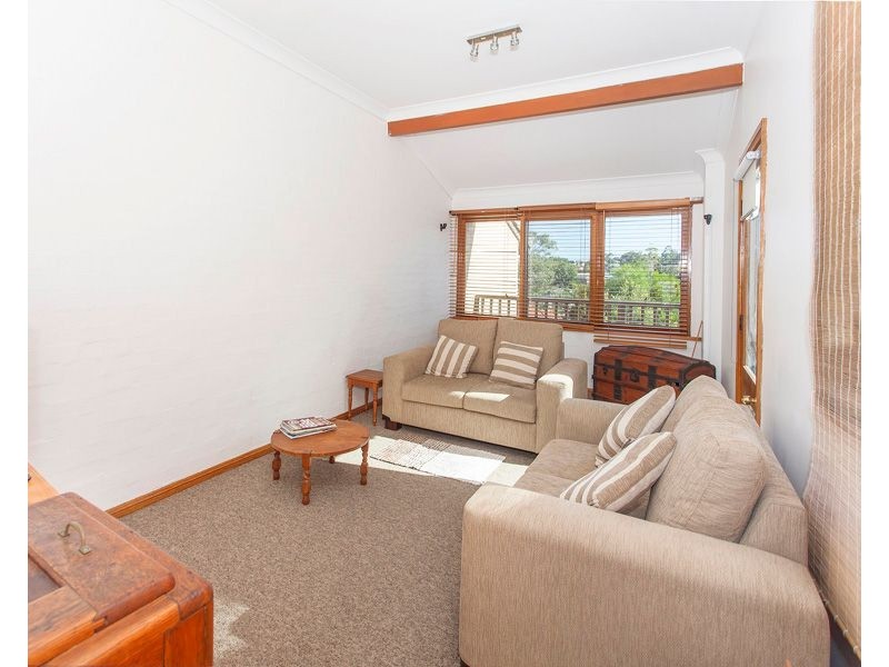 2/5 Meares Place, Kiama NSW 2533