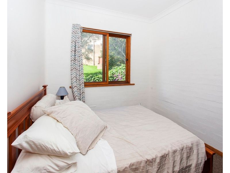 2/5 Meares Place, Kiama NSW 2533