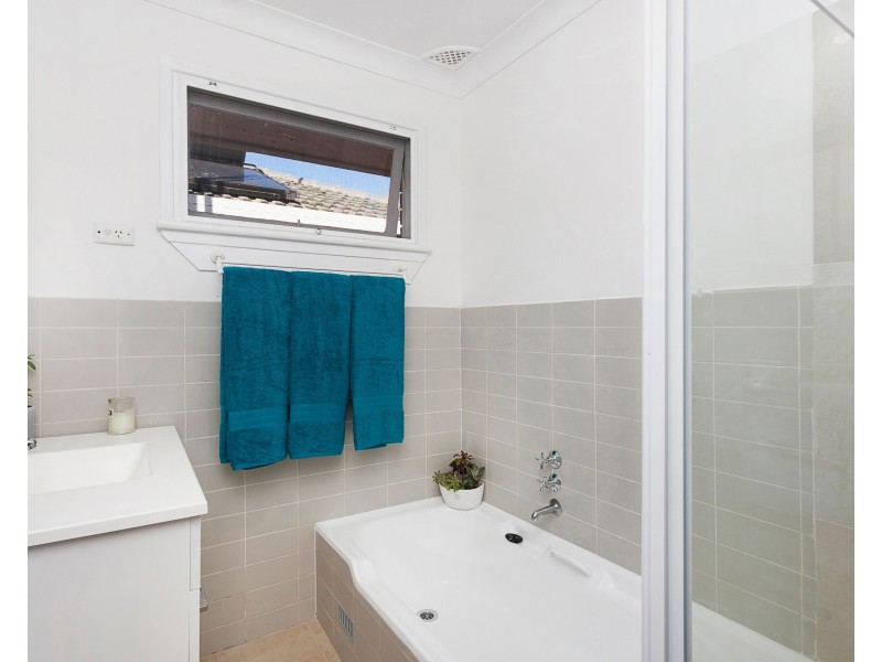 13 Lendine Street, Barrack Heights NSW 2528