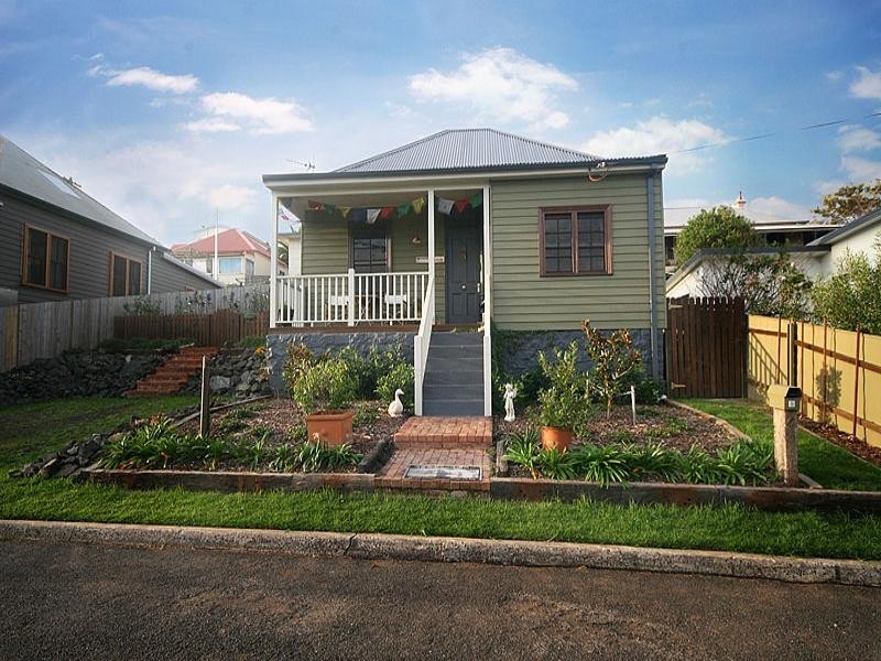 6 Devonshire Street, Kiama NSW 2533