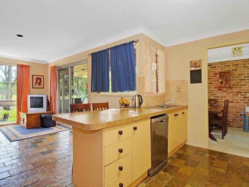 44 Cameron Crescent, Kiama Downs NSW 2533