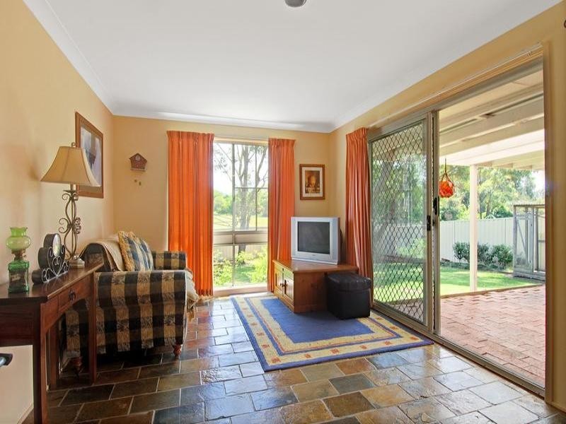 44 Cameron Crescent, Kiama Downs NSW 2533