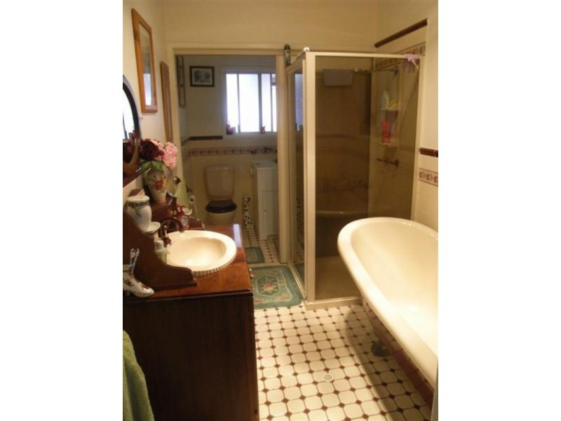 5 Hoolong Avenue, Kiama Downs NSW 2533