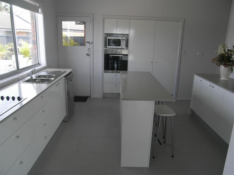 6 Golfers Parade, Kiama Downs NSW 2533