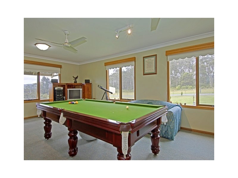 212 Lees Road, Robertson NSW 2577