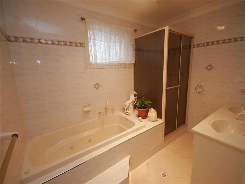 57 Hoskings Crescent, Kiama Downs NSW 2533