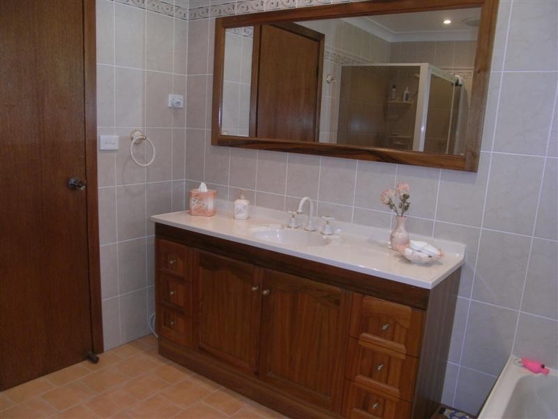 53 Barton Drive, Kiama Downs NSW 2533