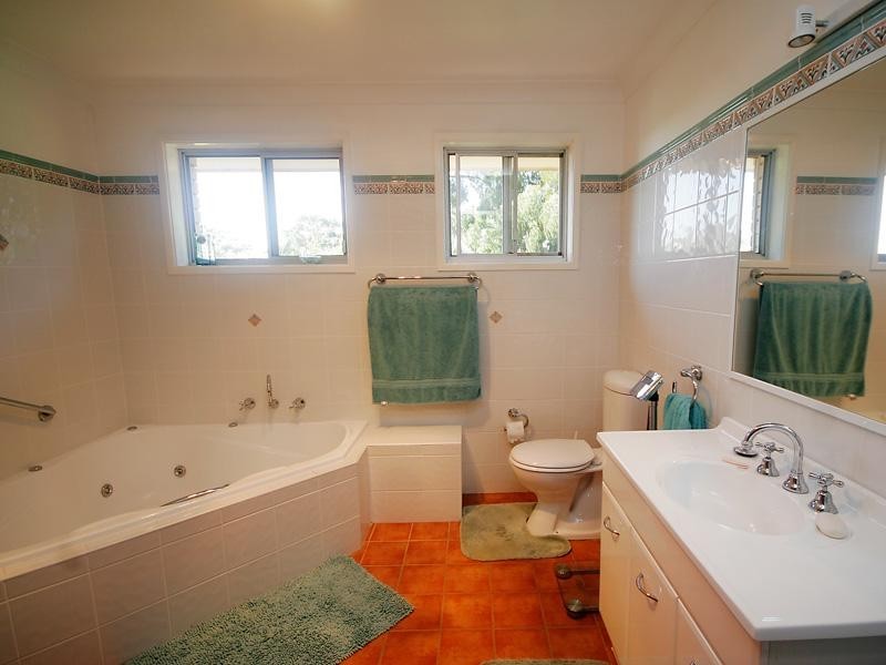 20 Attunga Avenue, Kiama Heights NSW 2533