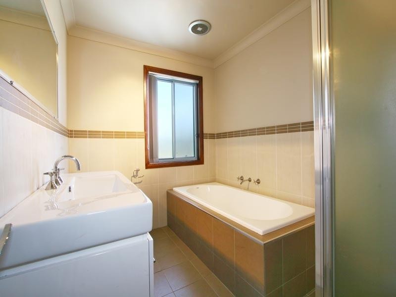 53 Gwinganna Avenue, Kiama NSW 2533