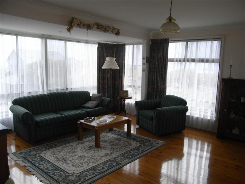 102 Attunga Avenue, Kiama Heights NSW 2533