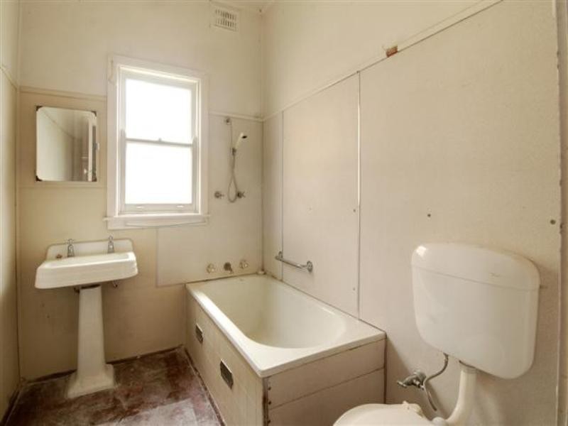 7 Seaview Street, Kiama NSW 2533