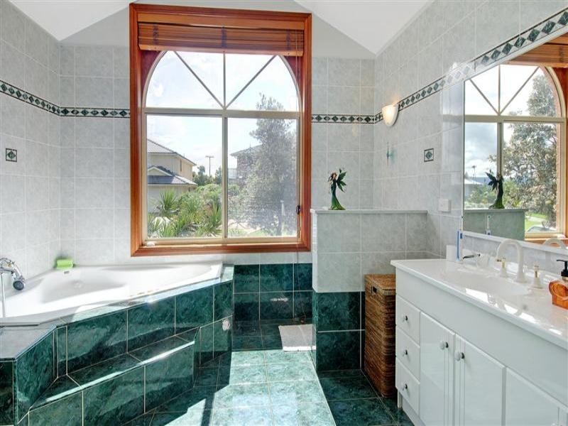 4 Pearce Place, Kiama NSW 2533