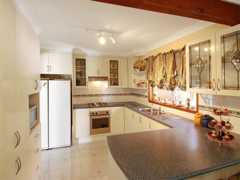 29 Flinders Avenue, Kiama Downs NSW 2533