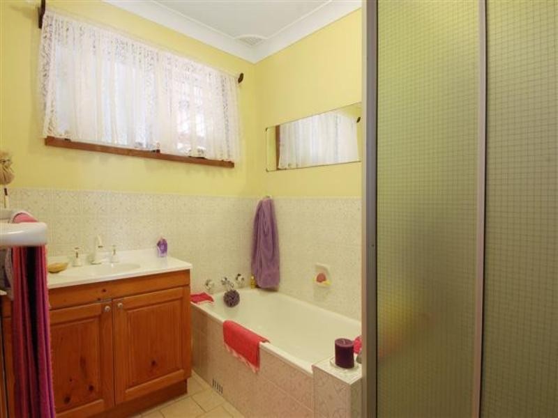 29 Flinders Avenue, Kiama Downs NSW 2533
