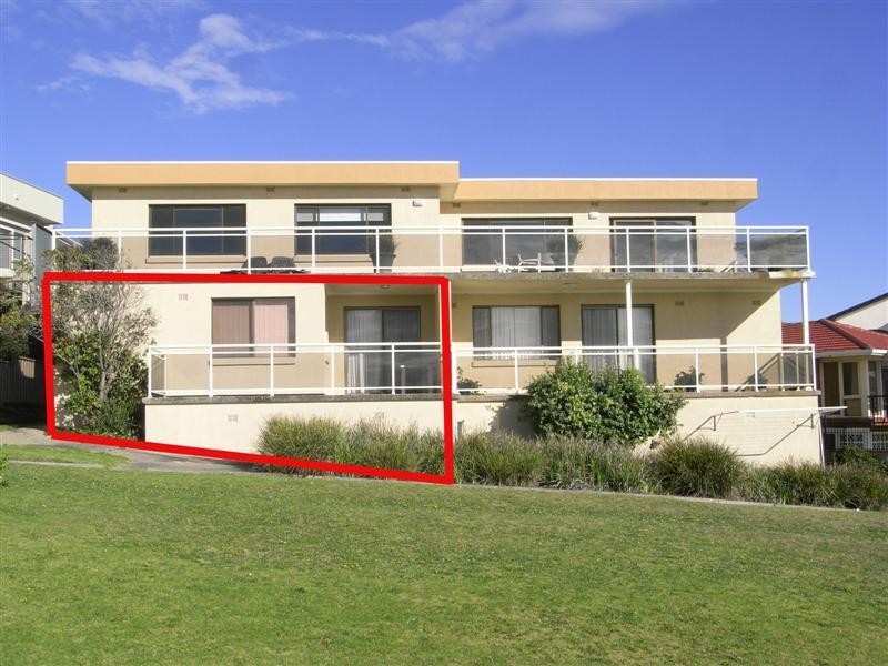 1/33 Tingira Crescent, Kiama NSW 2533