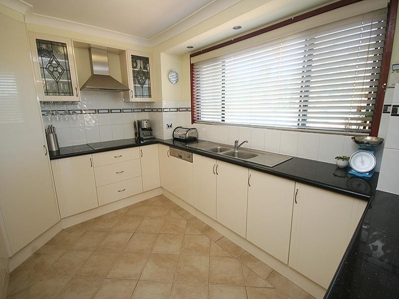 8 Cullen Drive, Kiama Downs NSW 2533