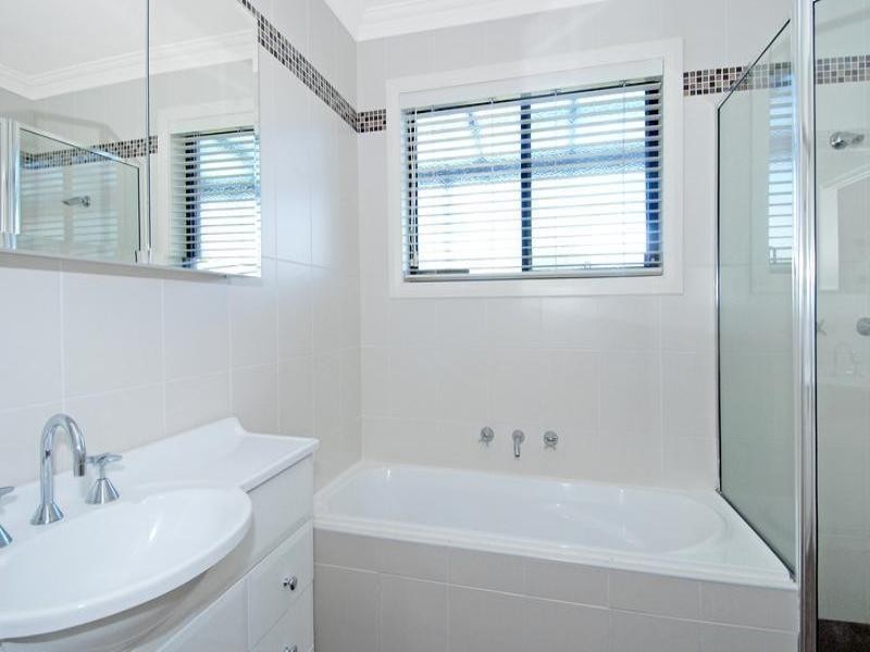 25 Farmer Street, Kiama NSW 2533