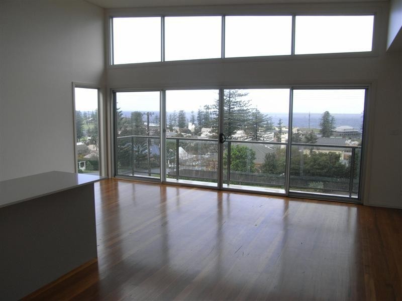 2/81 Shoalhaven Street, Kiama NSW 2533