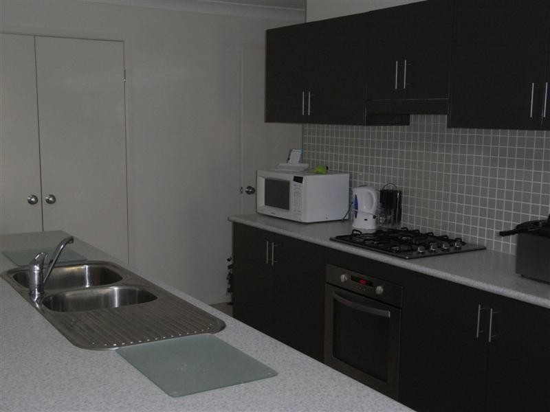 13 Eugene Street, Kiama NSW 2533