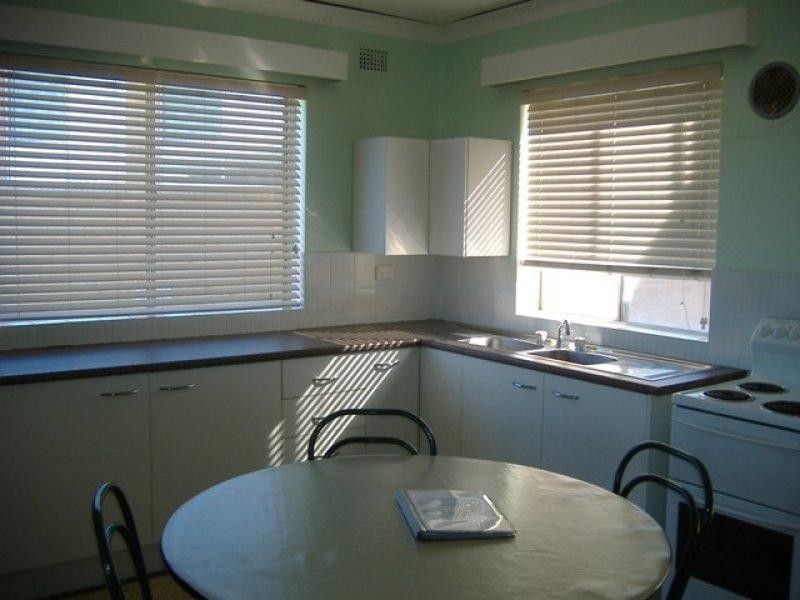 2/49 Johnson Street, Kiama Downs NSW 2533