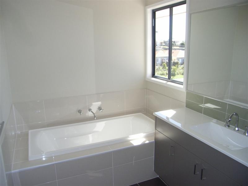 15 Eugene Street, Kiama NSW 2533
