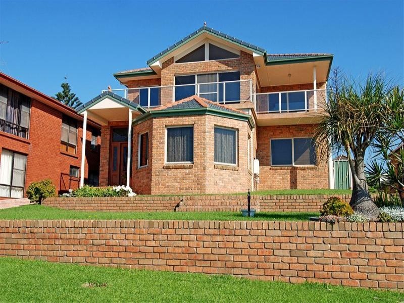 27 Pheasant Point Drive, Kiama NSW 2533