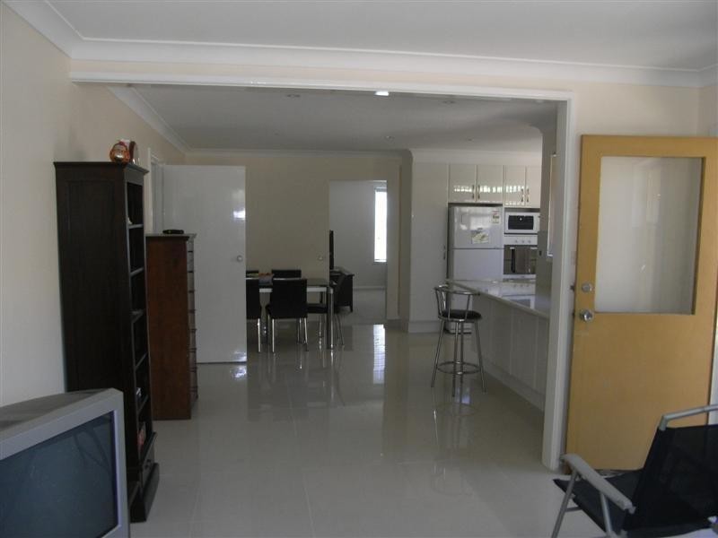 17 Kiarama Avenue, Kiama Downs NSW 2533