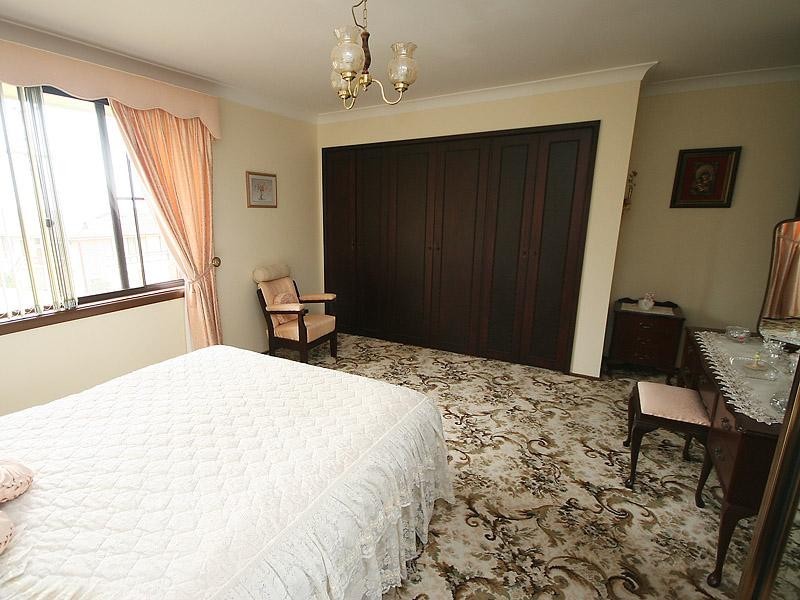22 Riversdale Avenue, Kiama Downs NSW 2533