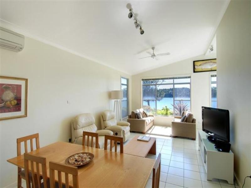 82 Charles Avenue, Minnamurra NSW 2533