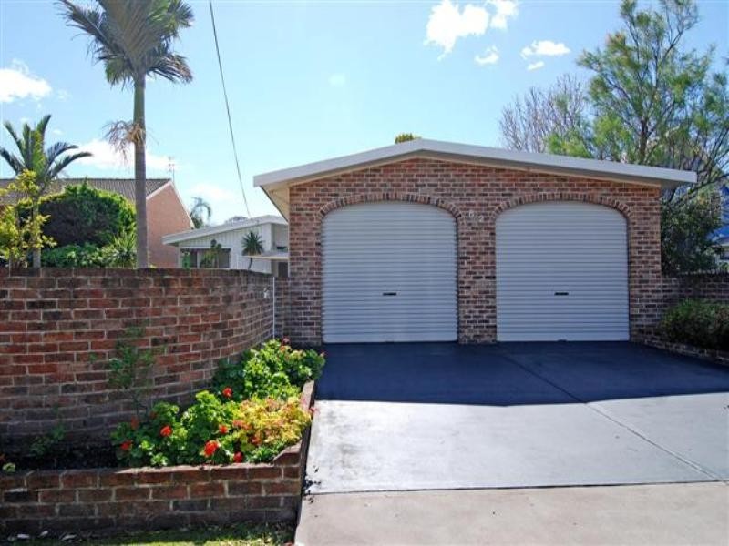 82 Charles Avenue, Minnamurra NSW 2533