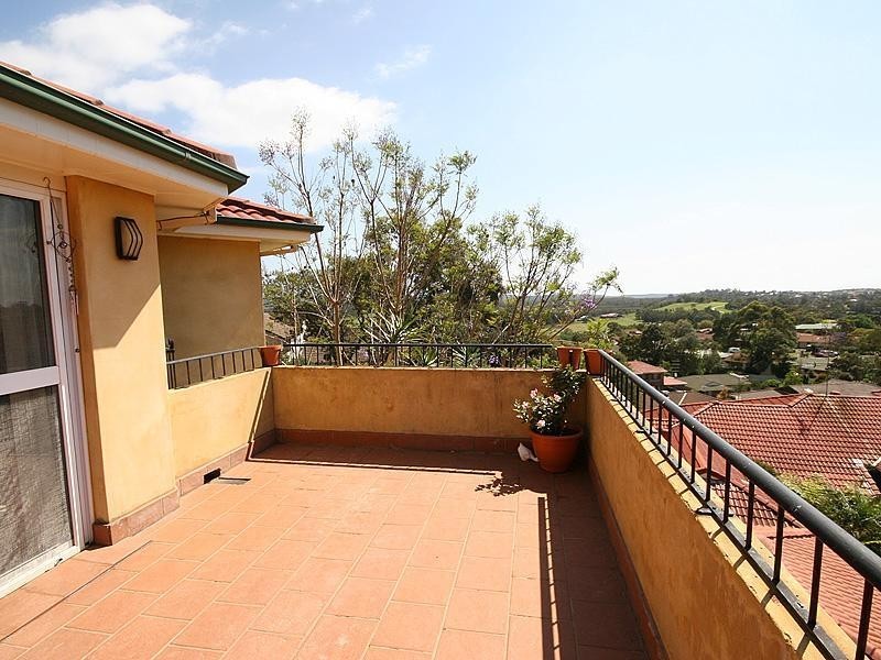 33 Ironbark Crescent, Kiama Downs NSW 2533