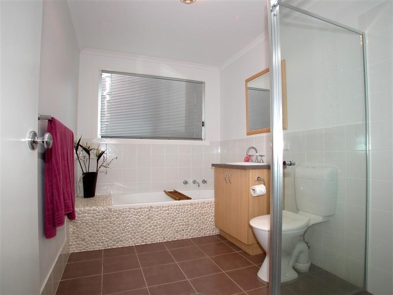 43 Flinders Avenue, Kiama Downs NSW 2533